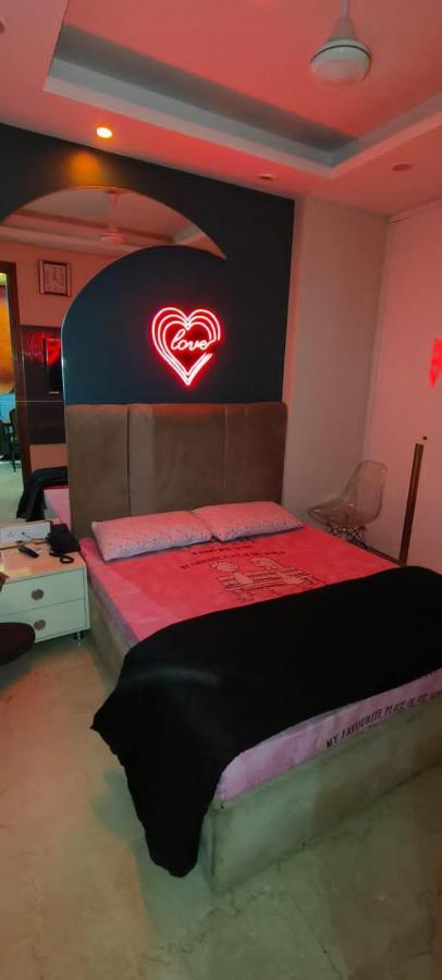 Vinanda Home Stay Nowe Delhi Zewnętrze zdjęcie