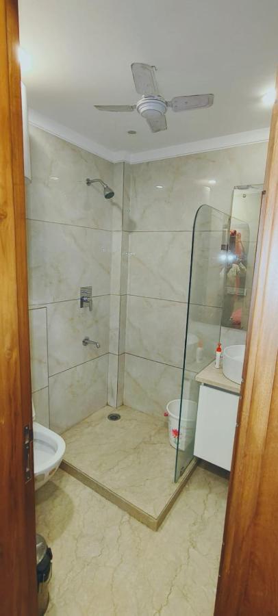 Vinanda Home Stay Nowe Delhi Zewnętrze zdjęcie